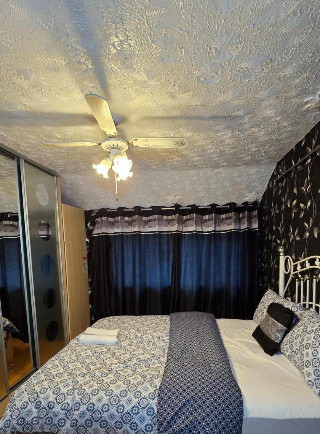 Ritchie Guest House Wigan Zewnętrze zdjęcie